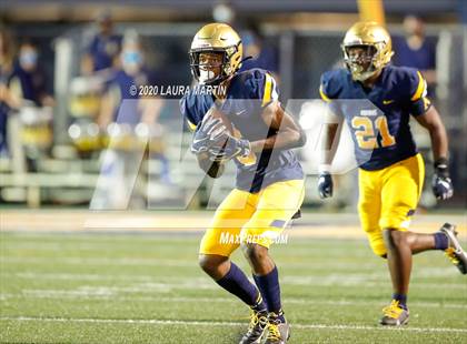 Thumbnail 3 in Cardinal Gibbons @ St. Thomas Aquinas photogallery.