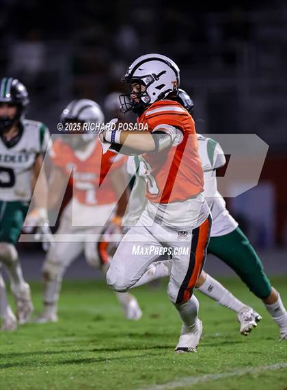 Thumbnail 3 in Reedley @ Selma photogallery.