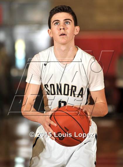 Thumbnail 2 in Sonora vs. Orange Lutheran (Nike Extravaganza) photogallery.