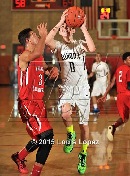 Thumbnail 3 in Sonora vs. Orange Lutheran (Nike Extravaganza) photogallery.