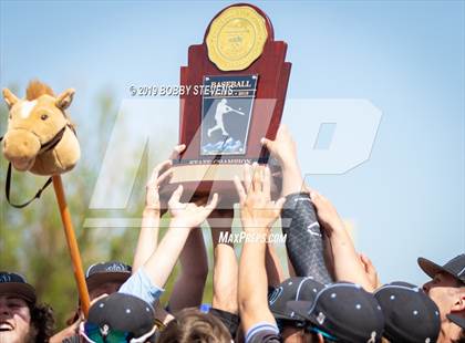 Thumbnail 2 in Silver Creek vs. Pueblo West (CHSAA 4A Final) photogallery.