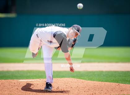 Thumbnail 3 in Silver Creek vs. Pueblo West (CHSAA 4A Final) photogallery.