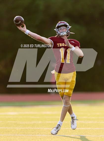 Thumbnail 3 in FR: Cherokee @ Lassiter photogallery.