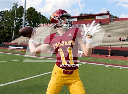 Thumbnail 2 in FR: Cherokee @ Lassiter photogallery.