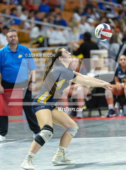 Thumbnail 1 in Spring Valley vs. Hedgesville (WVSSAC Class AAAA Semifinal) photogallery.