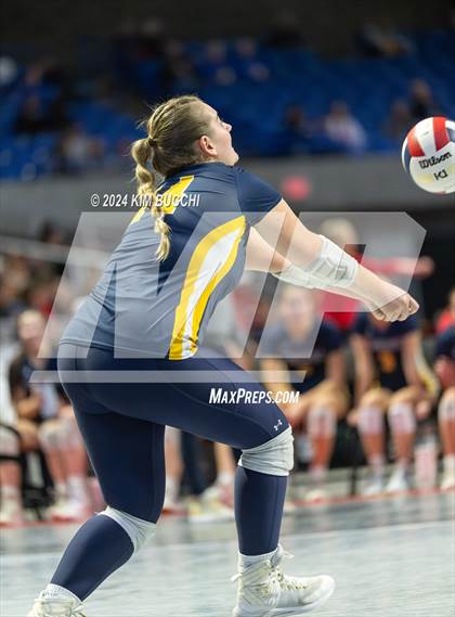 Thumbnail 3 in Spring Valley vs. Hedgesville (WVSSAC Class AAAA Semifinal) photogallery.
