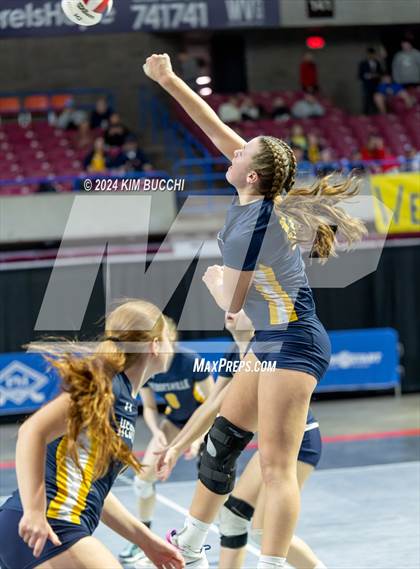 Thumbnail 2 in Spring Valley vs. Hedgesville (WVSSAC Class AAAA Semifinal) photogallery.