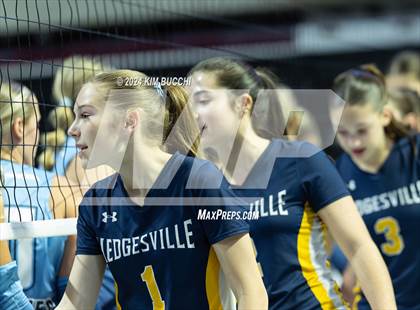 Thumbnail 3 in Spring Valley vs. Hedgesville (WVSSAC Class AAAA Semifinal) photogallery.