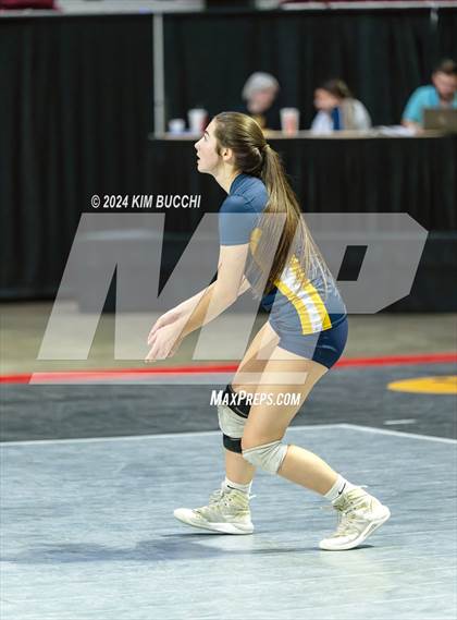 Thumbnail 2 in Spring Valley vs. Hedgesville (WVSSAC Class AAAA Semifinal) photogallery.