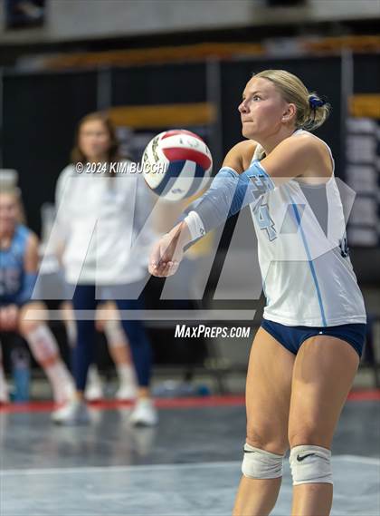 Thumbnail 2 in Spring Valley vs. Hedgesville (WVSSAC Class AAAA Semifinal) photogallery.