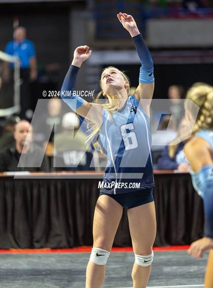 Thumbnail 2 in Spring Valley vs. Hedgesville (WVSSAC Class AAAA Semifinal) photogallery.