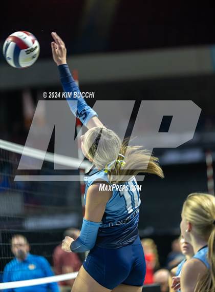 Thumbnail 3 in Spring Valley vs. Hedgesville (WVSSAC Class AAAA Semifinal) photogallery.