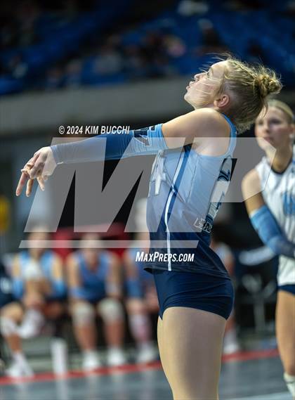 Thumbnail 2 in Spring Valley vs. Hedgesville (WVSSAC Class AAAA Semifinal) photogallery.