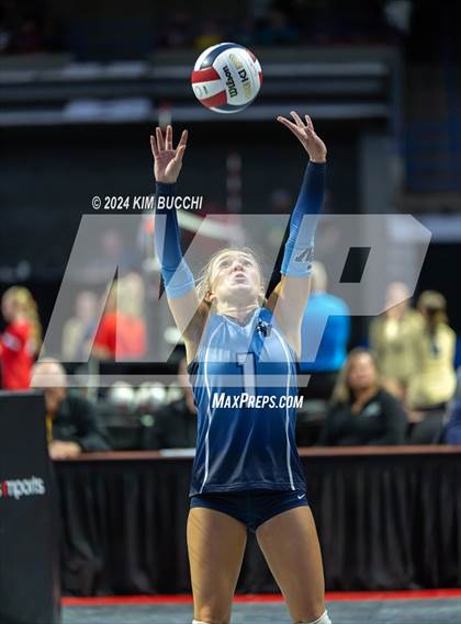 Thumbnail 2 in Spring Valley vs. Hedgesville (WVSSAC Class AAAA Semifinal) photogallery.