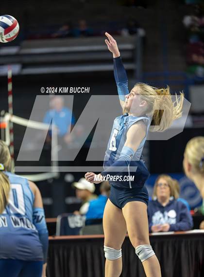 Thumbnail 2 in Spring Valley vs. Hedgesville (WVSSAC Class AAAA Semifinal) photogallery.