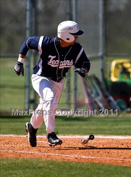 Thumbnail 2 in Stratford vs Sam Rayburn (Goose Creek Memorial Tournament) photogallery.