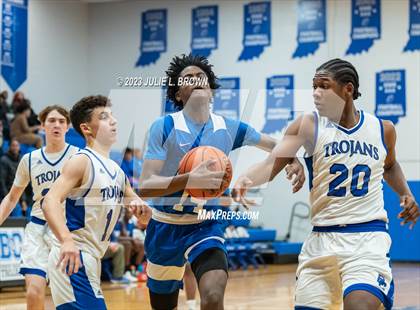 Thumbnail 2 in Indianapolis Metropolitan @ Indianapolis Bishop Chatard photogallery.
