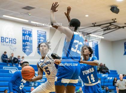 Thumbnail 2 in Indianapolis Metropolitan @ Indianapolis Bishop Chatard photogallery.