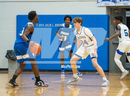 Thumbnail 3 in Indianapolis Metropolitan @ Indianapolis Bishop Chatard photogallery.