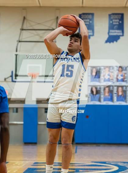 Thumbnail 2 in Indianapolis Metropolitan @ Indianapolis Bishop Chatard photogallery.