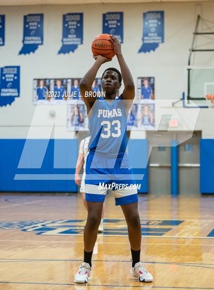 Thumbnail 3 in Indianapolis Metropolitan @ Indianapolis Bishop Chatard photogallery.