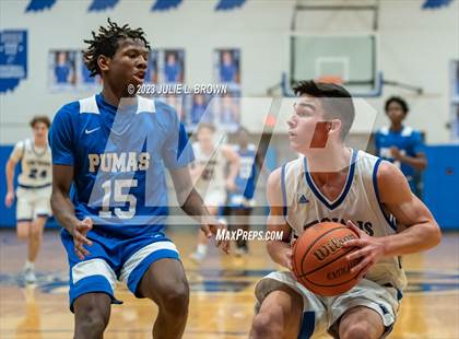 Thumbnail 1 in Indianapolis Metropolitan @ Indianapolis Bishop Chatard photogallery.