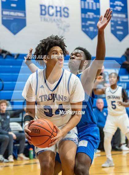 Thumbnail 2 in Indianapolis Metropolitan @ Indianapolis Bishop Chatard photogallery.