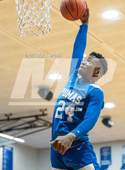 Thumbnail 2 in Indianapolis Metropolitan @ Indianapolis Bishop Chatard photogallery.