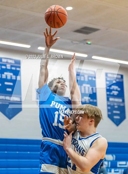 Thumbnail 3 in Indianapolis Metropolitan @ Indianapolis Bishop Chatard photogallery.