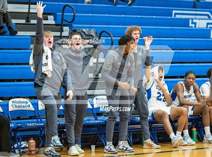 Thumbnail 2 in Indianapolis Metropolitan @ Indianapolis Bishop Chatard photogallery.