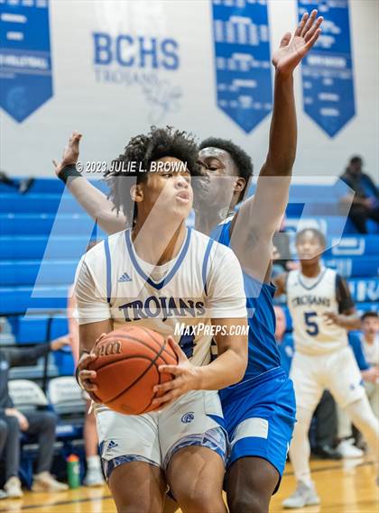 Thumbnail 3 in Indianapolis Metropolitan @ Indianapolis Bishop Chatard photogallery.