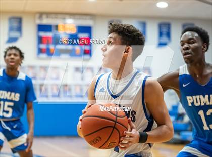 Thumbnail 3 in Indianapolis Metropolitan @ Indianapolis Bishop Chatard photogallery.