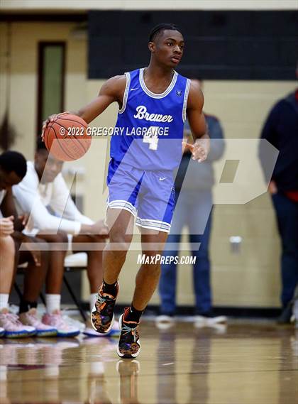 Thumbnail 3 in Brewer vs Keller Central photogallery.