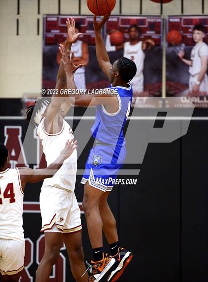 Thumbnail 3 in Brewer vs Keller Central photogallery.