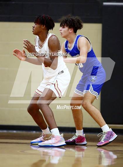 Thumbnail 2 in Brewer vs Keller Central photogallery.
