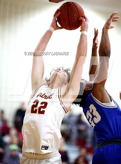 Thumbnail 2 in Brewer vs Keller Central photogallery.
