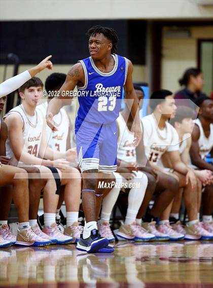 Thumbnail 1 in Brewer vs Keller Central photogallery.