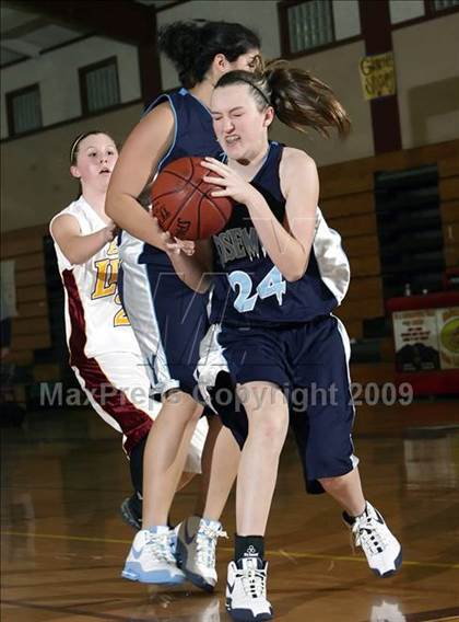 Thumbnail 2 in Yosemite vs Liberty (West Coast Jamboree) photogallery.