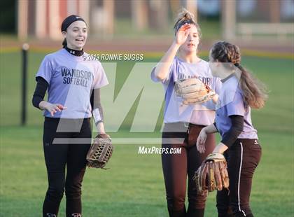 Thumbnail 2 in Southington @ Windsor photogallery.