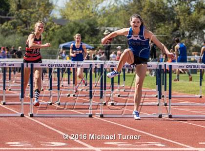 Thumbnail 3 in Burt Williams Track and Field Classic photogallery.