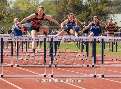 Thumbnail 2 in Burt Williams Track and Field Classic photogallery.