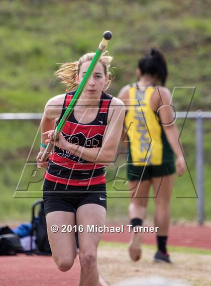 Thumbnail 3 in Burt Williams Track and Field Classic photogallery.