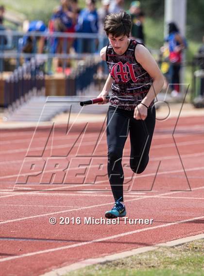 Thumbnail 3 in Burt Williams Track and Field Classic photogallery.