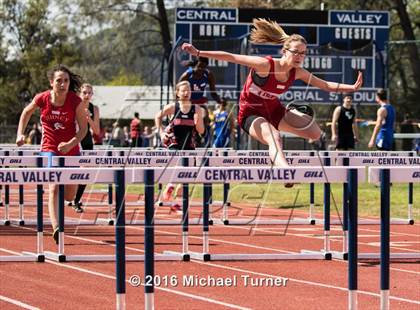Thumbnail 2 in Burt Williams Track and Field Classic photogallery.