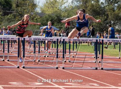 Thumbnail 1 in Burt Williams Track and Field Classic photogallery.