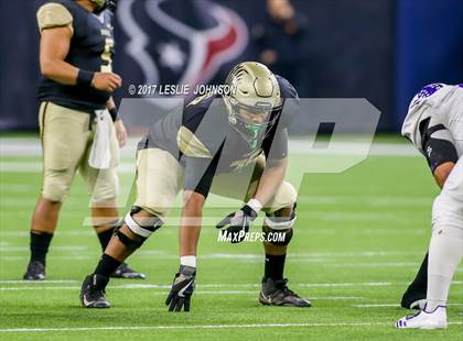 Thumbnail 2 in Angleton vs. Foster (UIL 5A D1 Quarterfinals) photogallery.