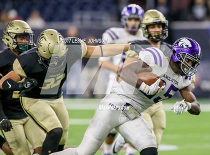 Thumbnail 1 in Angleton vs. Foster (UIL 5A D1 Quarterfinals) photogallery.