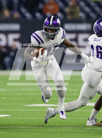 Thumbnail 1 in Angleton vs. Foster (UIL 5A D1 Quarterfinals) photogallery.