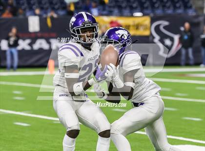 Thumbnail 1 in Angleton vs. Foster (UIL 5A D1 Quarterfinals) photogallery.