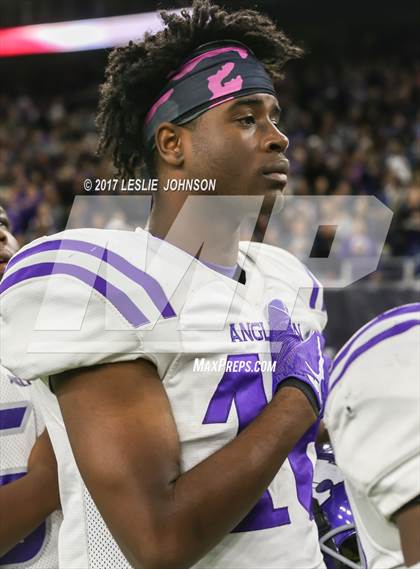 Thumbnail 2 in Angleton vs. Foster (UIL 5A D1 Quarterfinals) photogallery.